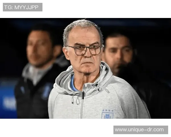 巨蝎座足球明星揭秘：球场上展现坚韧与激情的代表人物